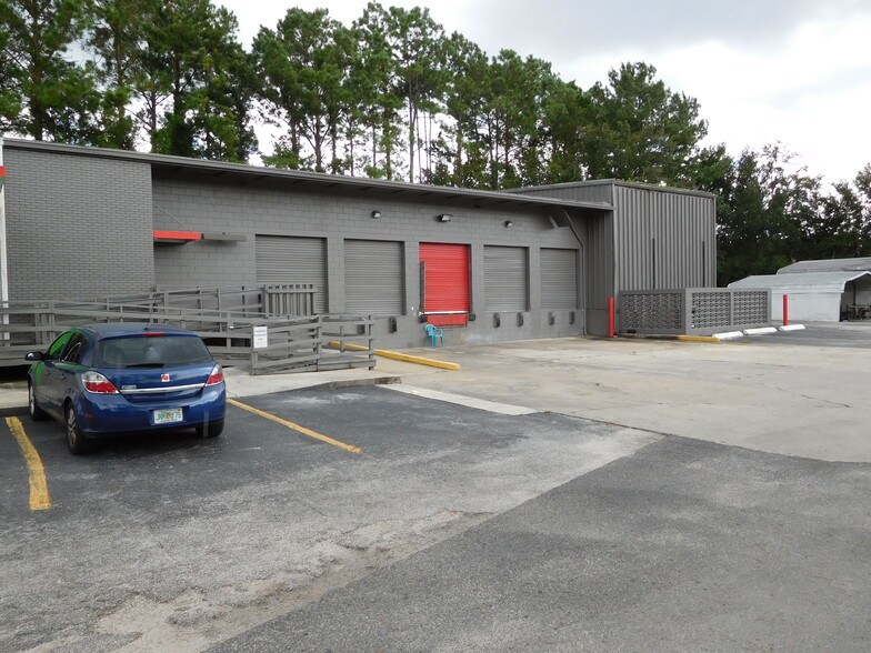More Photos Of 317 NE 35th Ave, Gainesville Industrial For Sale