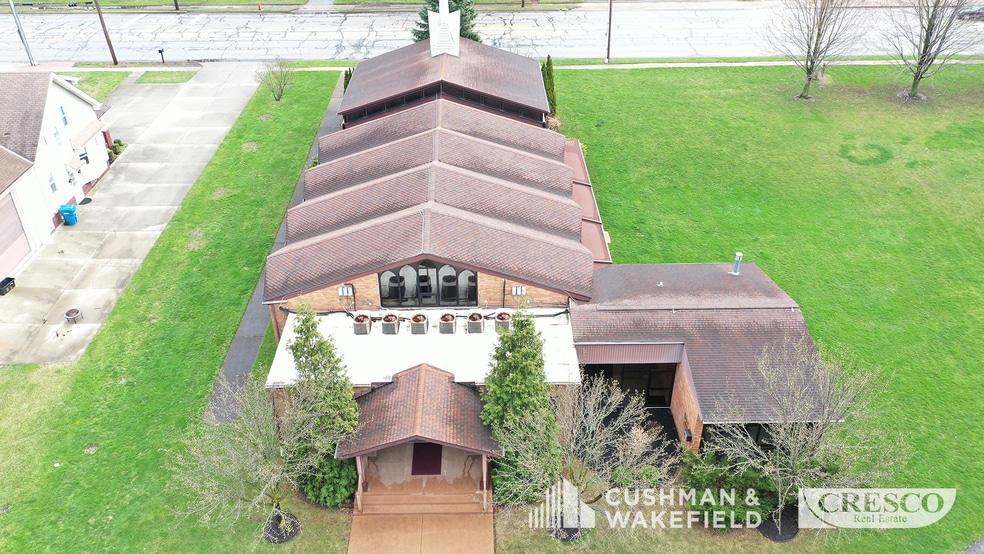 Primary Photo Of 30450 Lorain Rd, North Olmsted Religious Facility For Sale