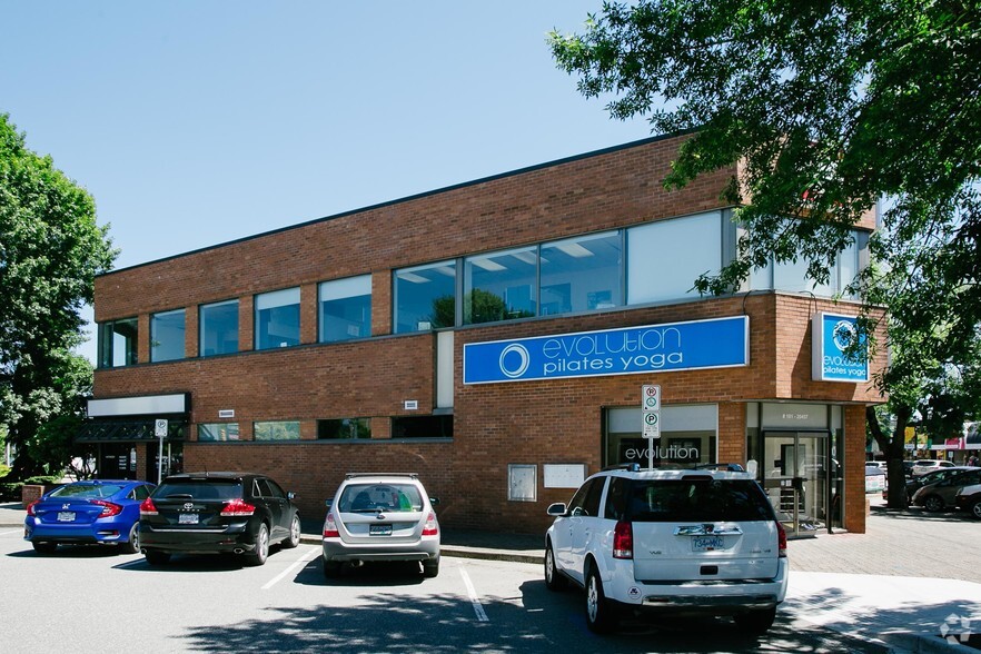 More Photos Of 20457 Fraser Hwy, Langley Storefront Retail Office For Lease