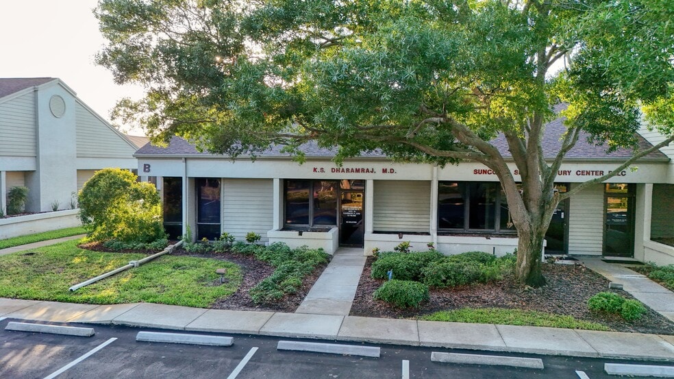 More Photos Of 1831 N Belcher Rd, Clearwater Medical For Sale