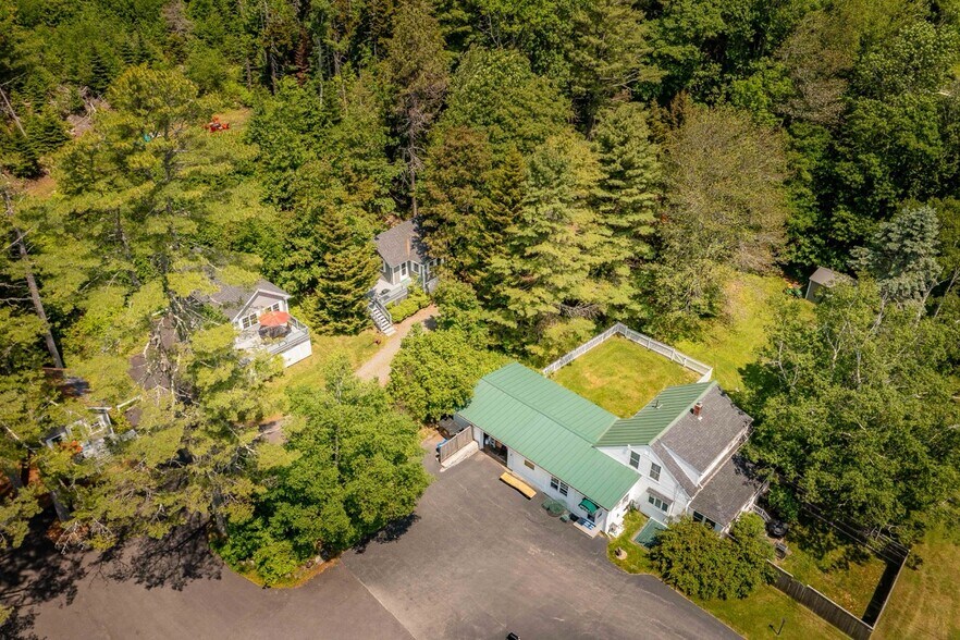 More Photos Of 2076 Atlantic Hwy, Lincolnville Hotel For Sale