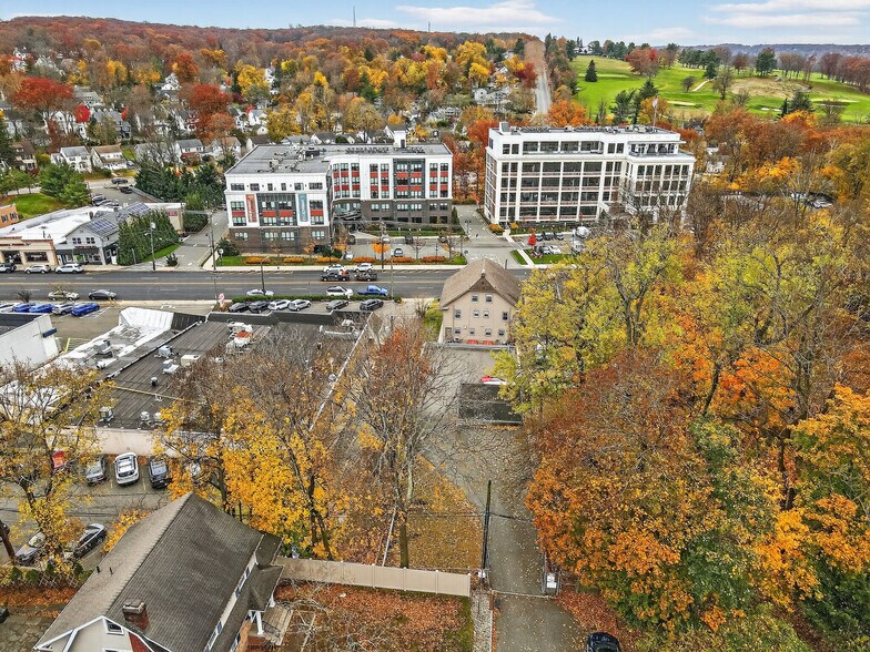 More Photos Of 160 Bloomfield Ave, Verona Storefront Retail Office For Sale