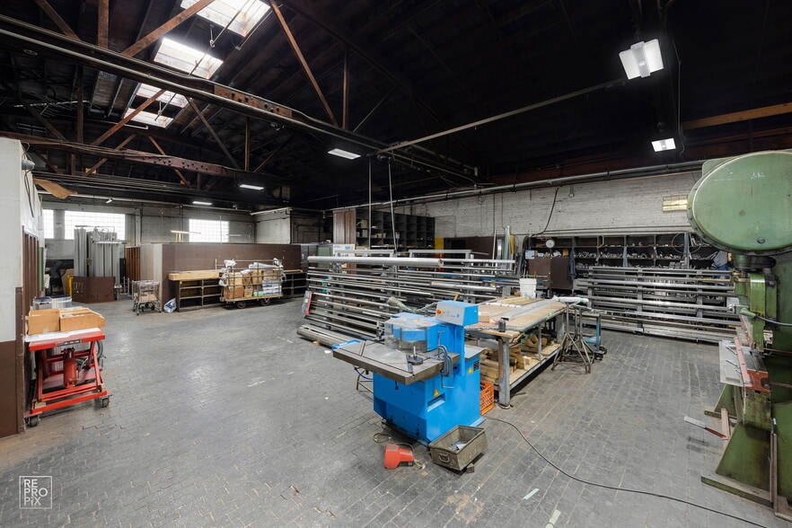More Photos Of 2444 N Pulaski Rd, Chicago Warehouse For Sale