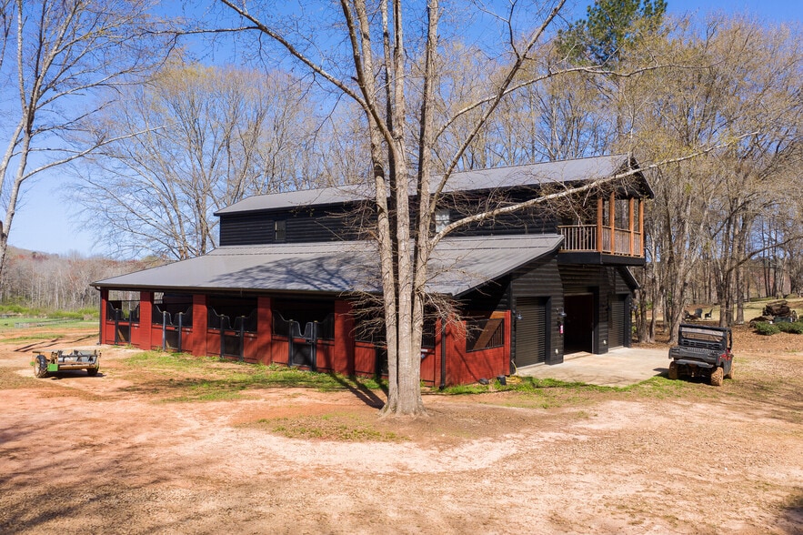 More Photos Of 685 N McDonough Rd, Griffin Land For Sale