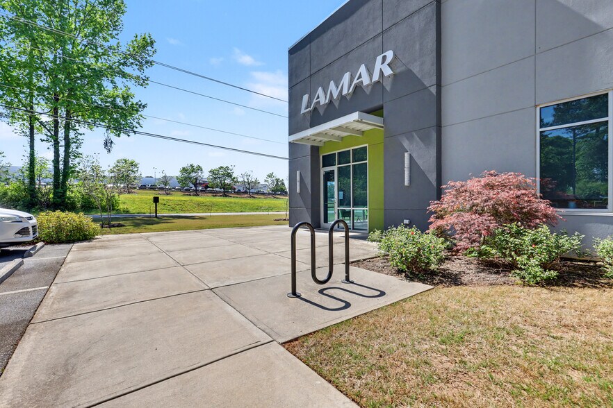 More Photos Of 241 Collins Industrial Blvd, Athens Light Distribution For Sale