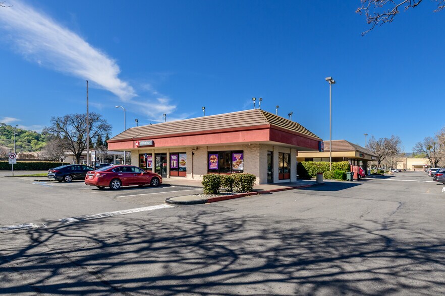 More Photos Of 951-991 Alamo Dr, Vacaville General Retail For Sale