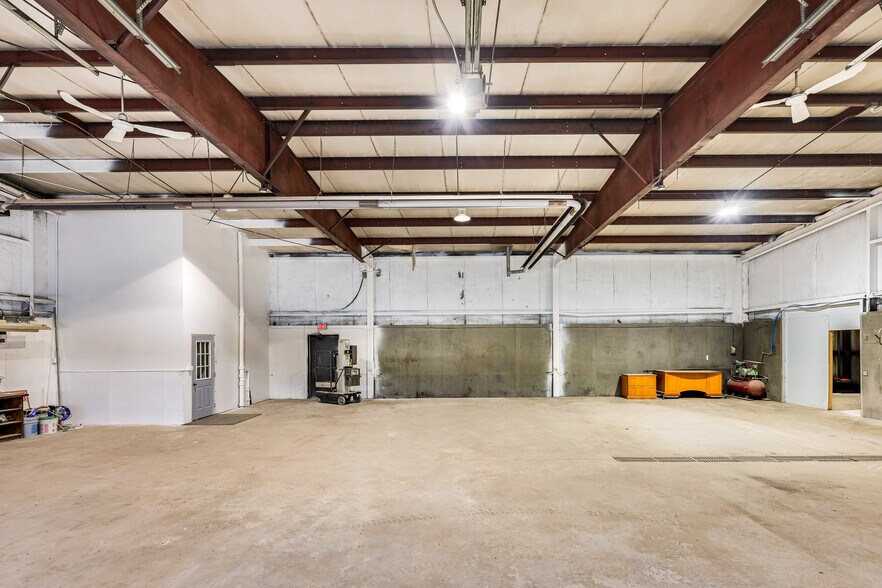 More Photos Of 4064 Tuschl Ln, Reedsville Industrial For Sale