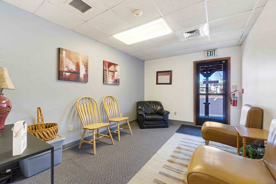More Photos Of 13049 Frankstown Rd, Pittsburgh Medical For Sale