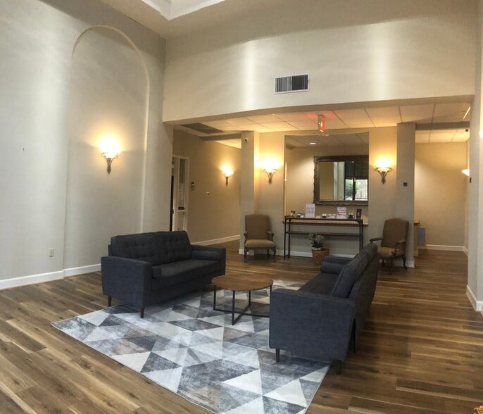 More Photos Of 401 Westpark Ct, Peachtree City Office For Lease