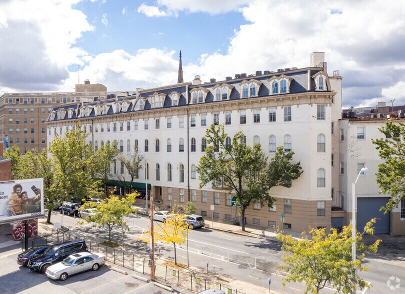 More Photos Of 900 Cathedral St, Baltimore Apartments For Lease
