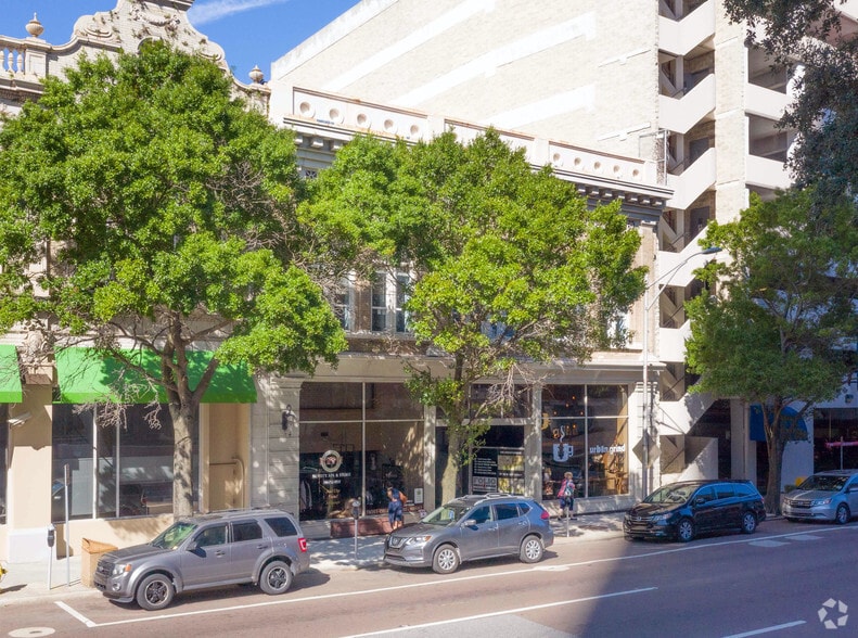 More Photos Of 45 W Bay St, Jacksonville Loft Creative Space For Lease