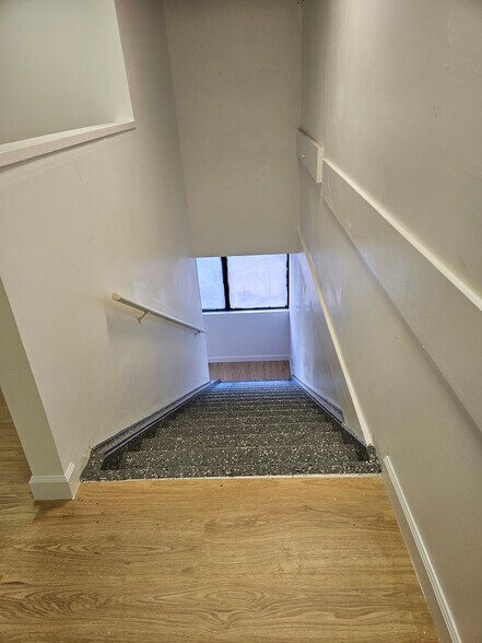 More Photos Of 14200-14238 SW 136th St, Miami Light Manufacturing For Sale