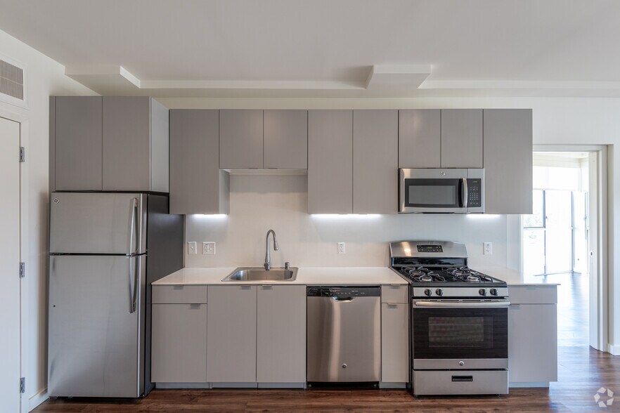 More Photos Of 4801 Shattuck Ave, Oakland Apartments For Sale