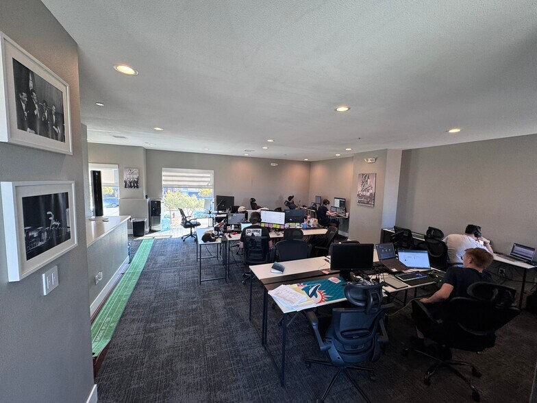 More Photos Of 7336 W Post Rd, Las Vegas Loft Creative Space For Lease