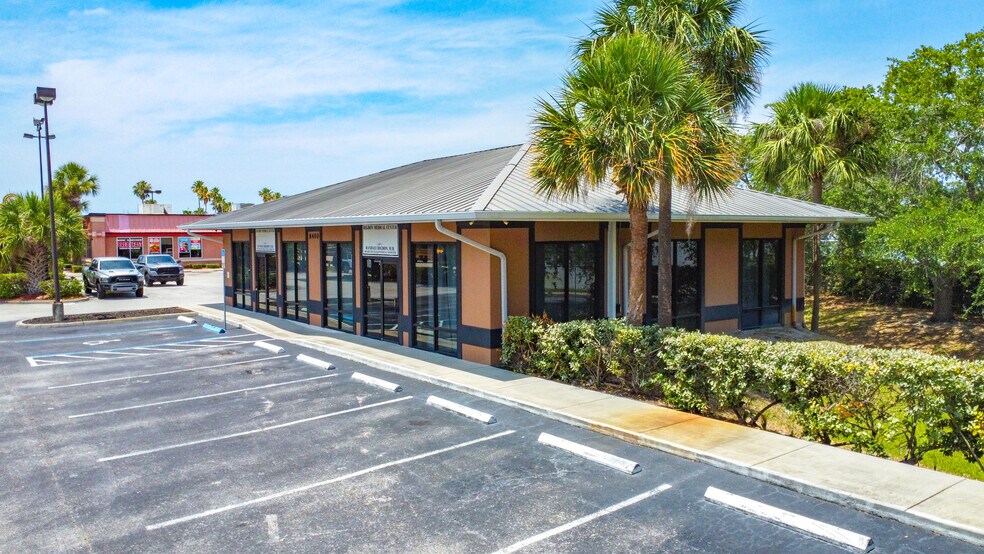 More Photos Of 8400 Astronaut Blvd, Cape Canaveral Medical For Sale