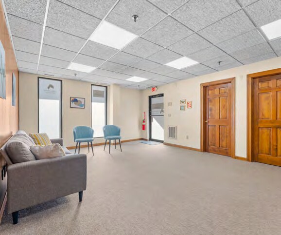 More Photos Of 20 Scotland Blvd, Bridgewater Warehouse For Lease