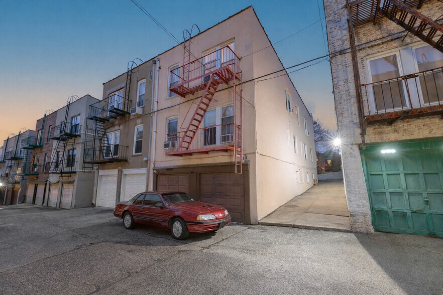 More Photos Of 1840 21st Dr, Astoria Apartments For Sale