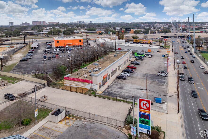More Photos Of 6007-6023 Callaghan Rd, San Antonio Storefront For Sale