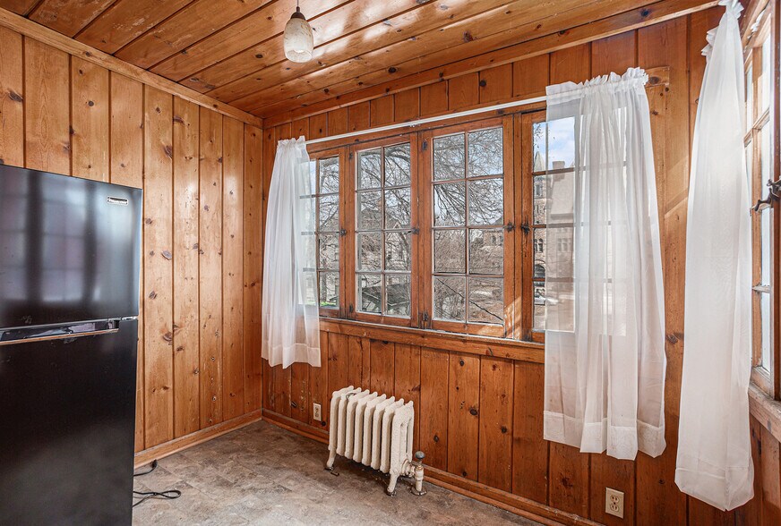 More Photos Of 701 Center Ave, Bay City Apartments For Sale