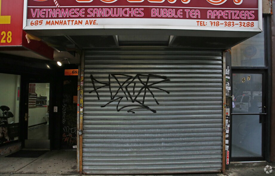 More Photos Of 685 Manhattan Ave, Brooklyn Storefront Retail Residential For Lease