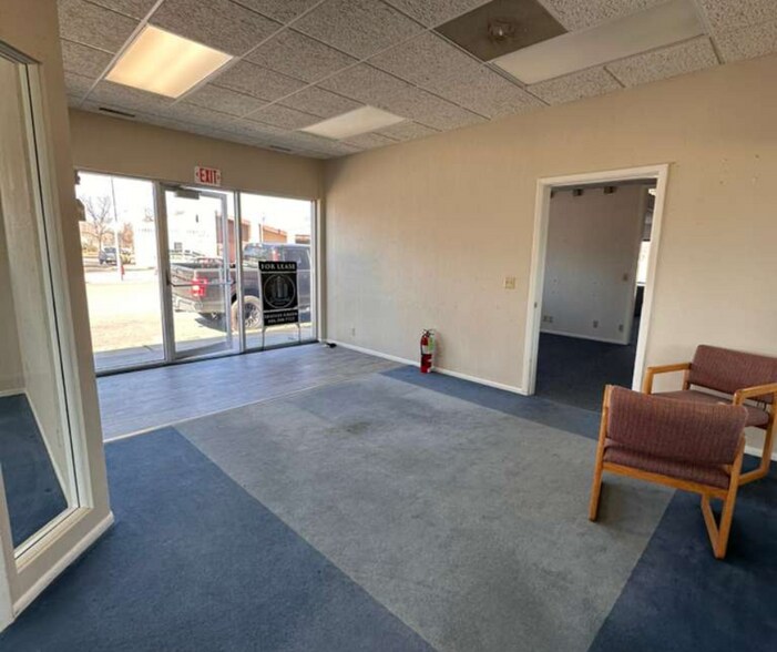 More Photos Of 222 1st Street, Laurel Medical For Lease