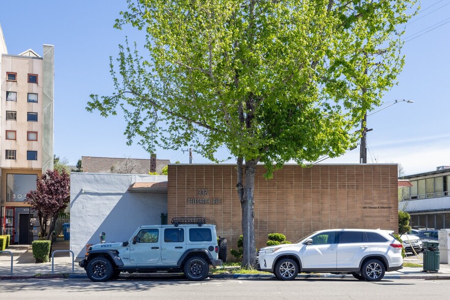 More Photos Of 3021 Telegraph Ave, Berkeley Medical For Sale