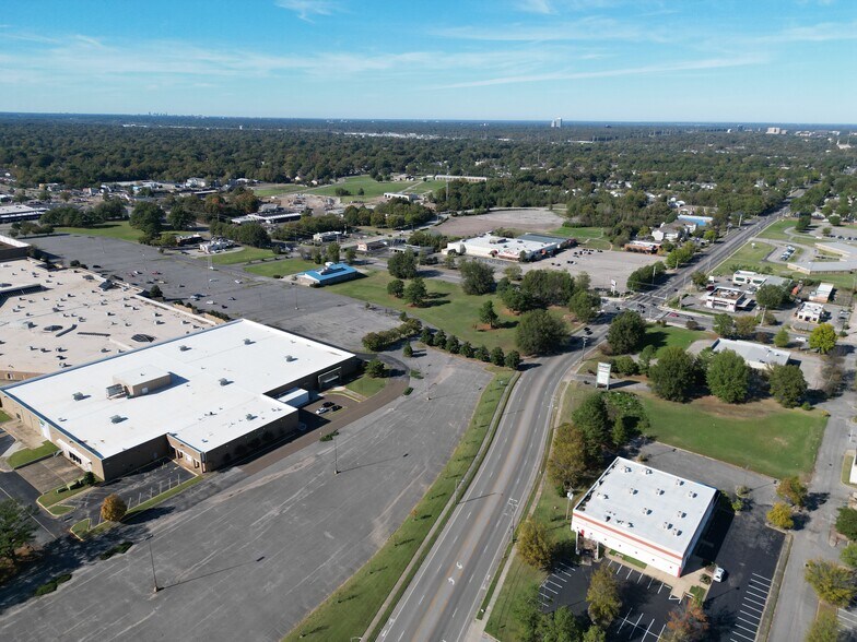 More Photos Of 6075 Winchester Rd, Memphis Land For Sale