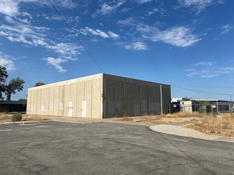 More Photos Of 401 S 3rd St, Blythe Religious Facility For Sale