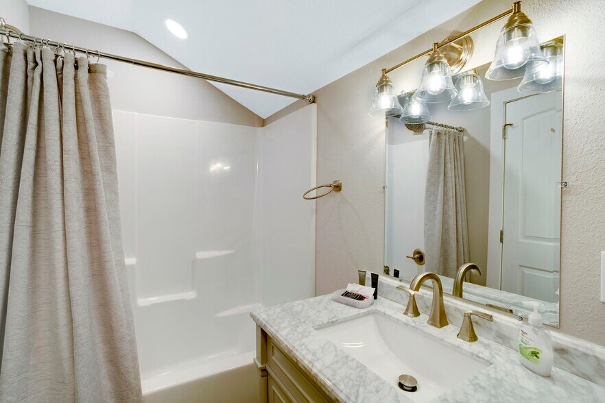 More Photos Of , Young Harris Specialty For Sale