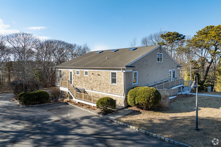 More Photos Of 2036 County Road 39, Southampton Office For Sale