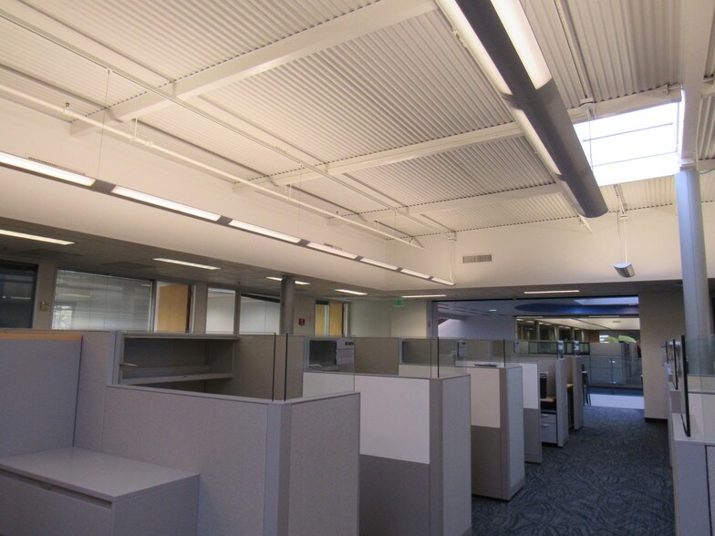 More Photos Of 1070 Arastradero Rd, Palo Alto Office For Lease