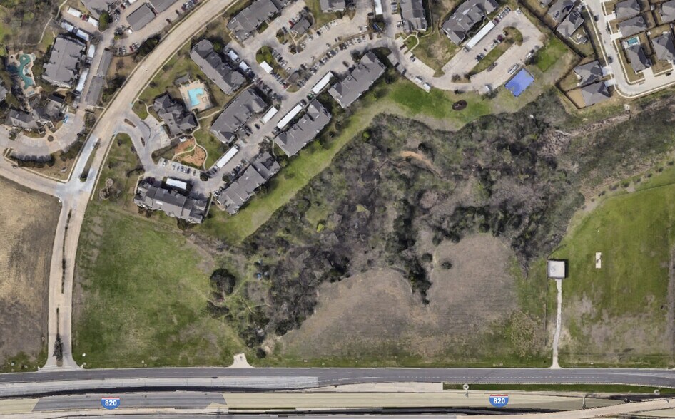 More Photos Of 5280 Fossil Creek Blvd, Fort Worth General Retail For Sale