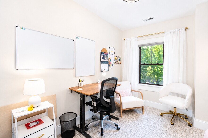 More Photos Of 264 Haywood Rd, Asheville Medical For Sale