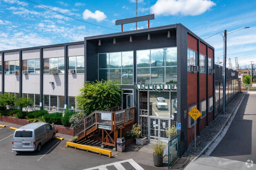 More Photos Of 241 S Lander St, Seattle Warehouse For Lease