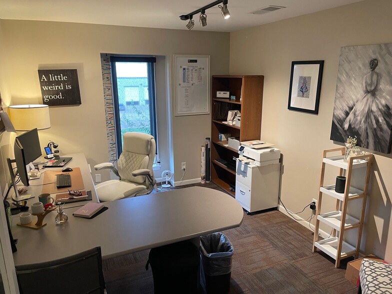 More Photos Of 7925 Burch Park Dr, Evansville Office For Sale