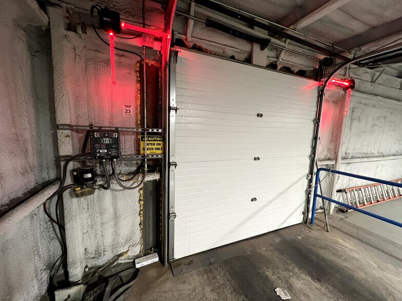 More Photos Of 1994 Highland Ave E, Twin Falls Warehouse For Lease