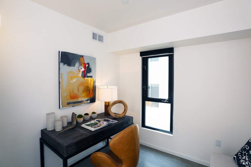 More Photos Of 8350-8358 Santa Monica Blvd, West Hollywood Apartments For Lease