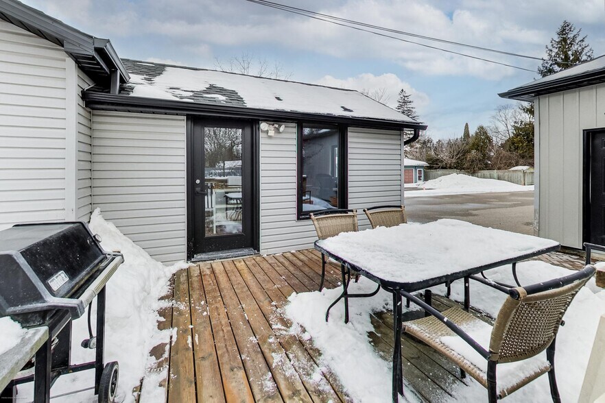 More Photos Of 578 Kingston Rd W, Ajax Office For Sale