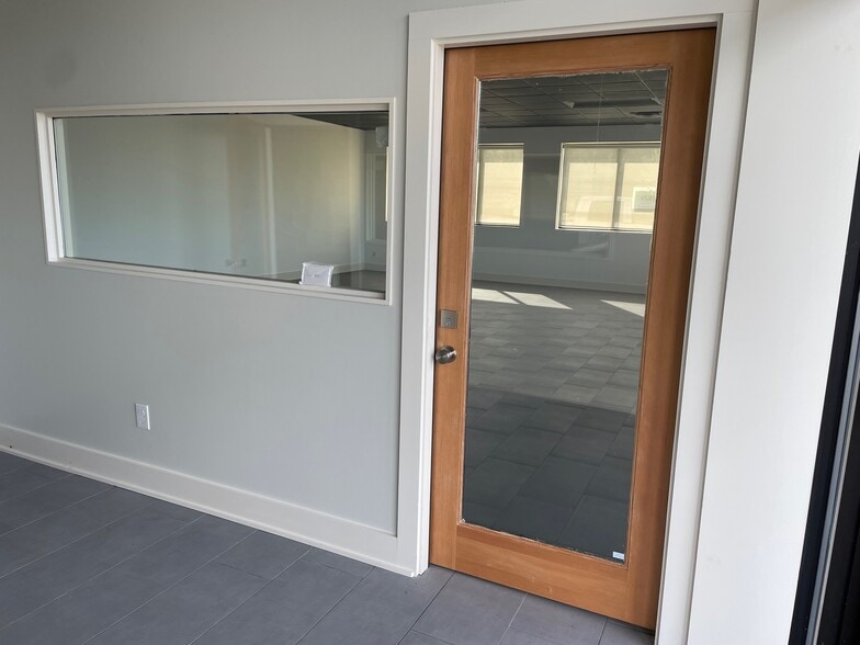 More Photos Of 8 NY-82 Hwy, Livingston Storefront Retail Office For Lease