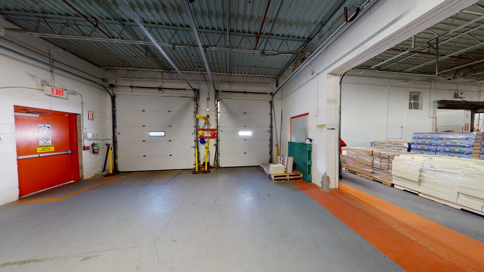 More Photos Of 1 Horne Dr, Folcroft Distribution For Lease