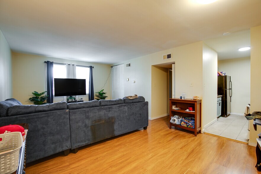 More Photos Of 3810 Chamberlayne Ave, Richmond Apartments For Sale