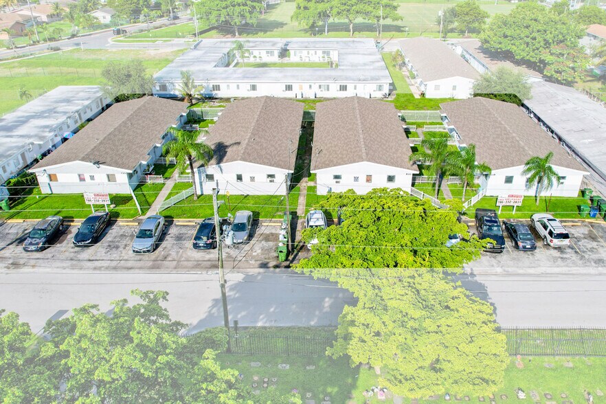 Primary Photo Of 725-809 NW 7th Ave, Hallandale Beach Apartments For Sale