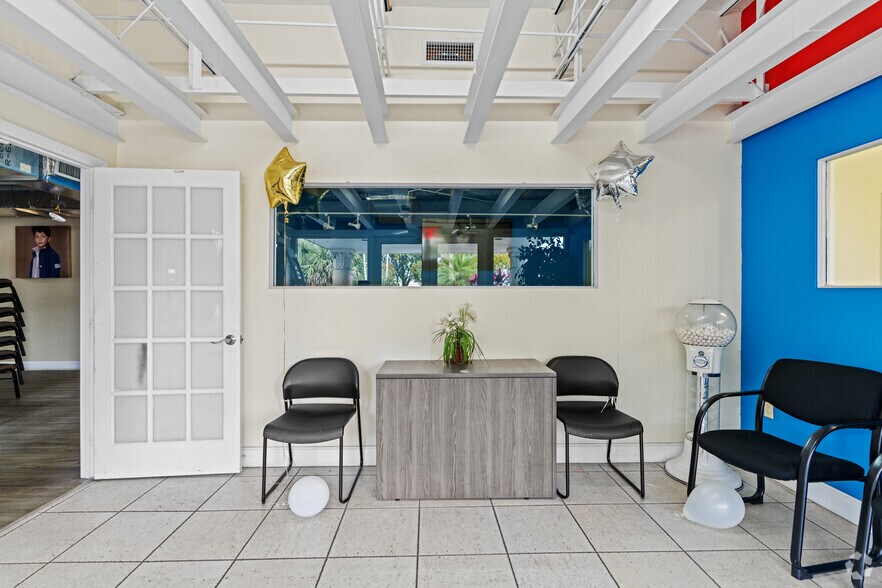 More Photos Of 1270 NW 165th St, Miami Office For Lease