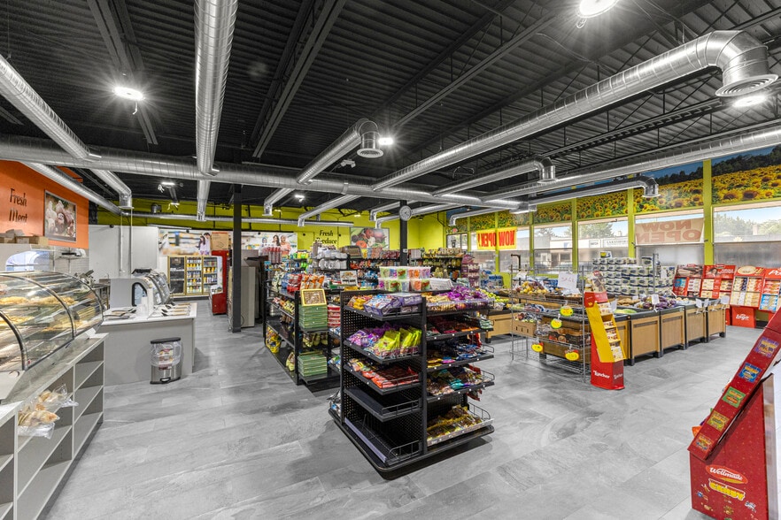 More Photos Of 14730 Champaign Rd, Allen Park Storefront Retail Office For Sale