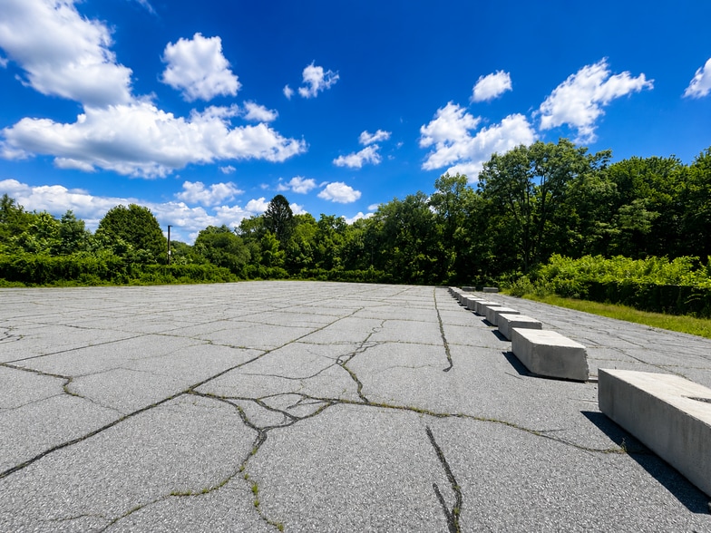 More Photos Of 250 Turnpike Rd, Southborough Land For Sale