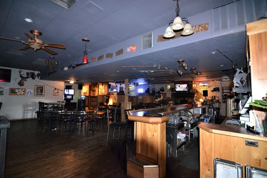 More Photos Of 121 NE 3rd St, Prineville Restaurant For Sale
