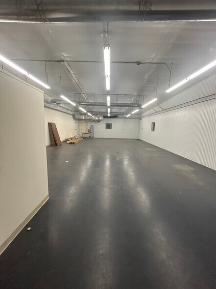 More Photos Of 7601 Discovery Dr, Middleton Medical For Sale