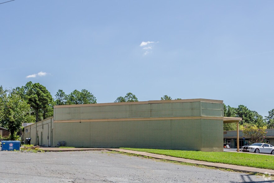 More Photos Of 7515 Geyer Springs Rd, Little Rock Unknown For Lease