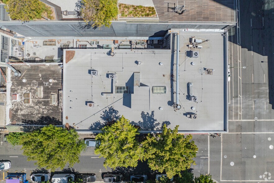 More Photos Of 360-362 17th St, Oakland Loft Creative Space For Lease