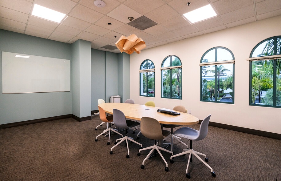 More Photos Of 6500 Hollister Ave, Goleta Office Residential For Lease